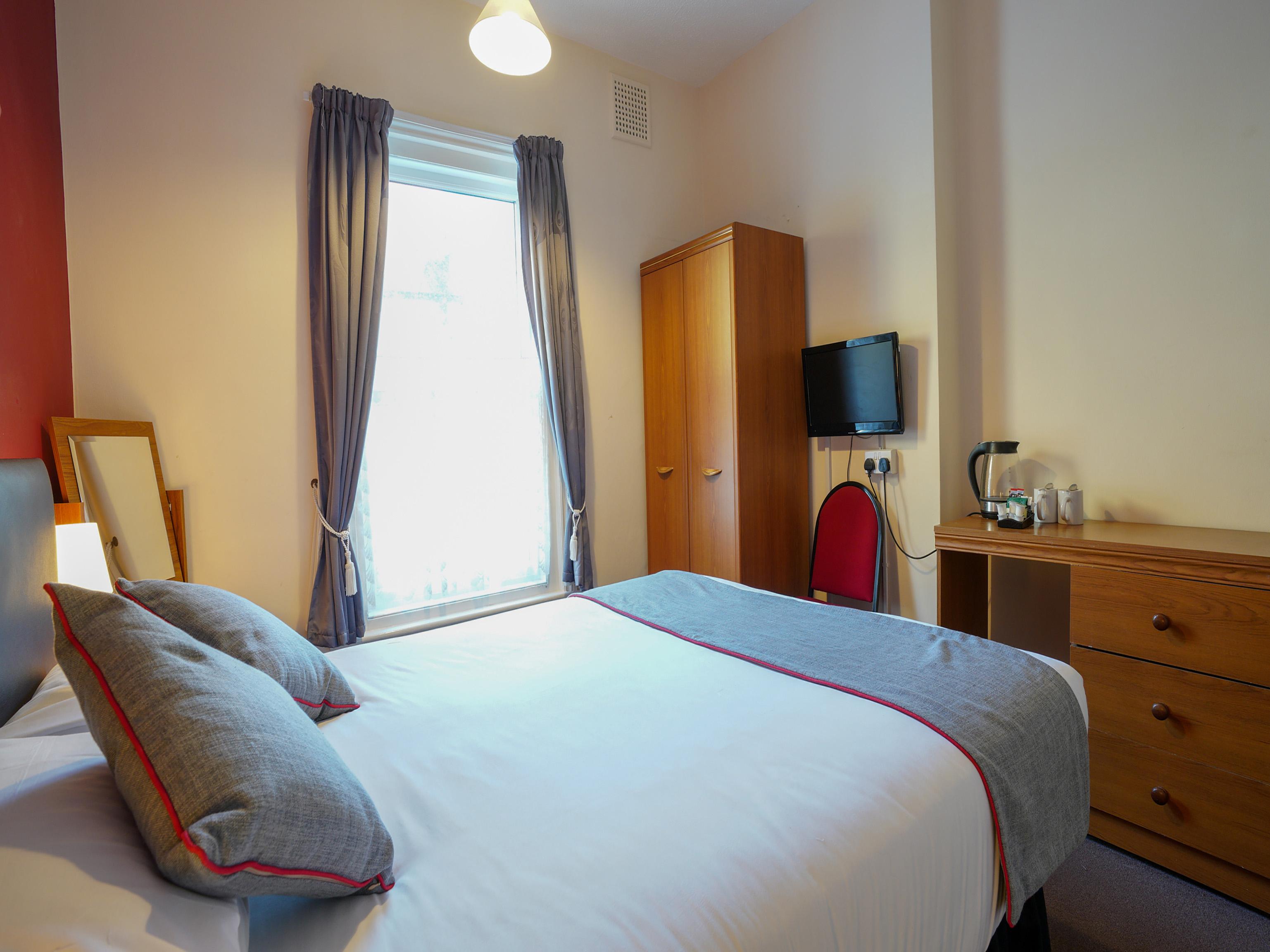 Oyo Shanklin Beach Hotel Esterno foto