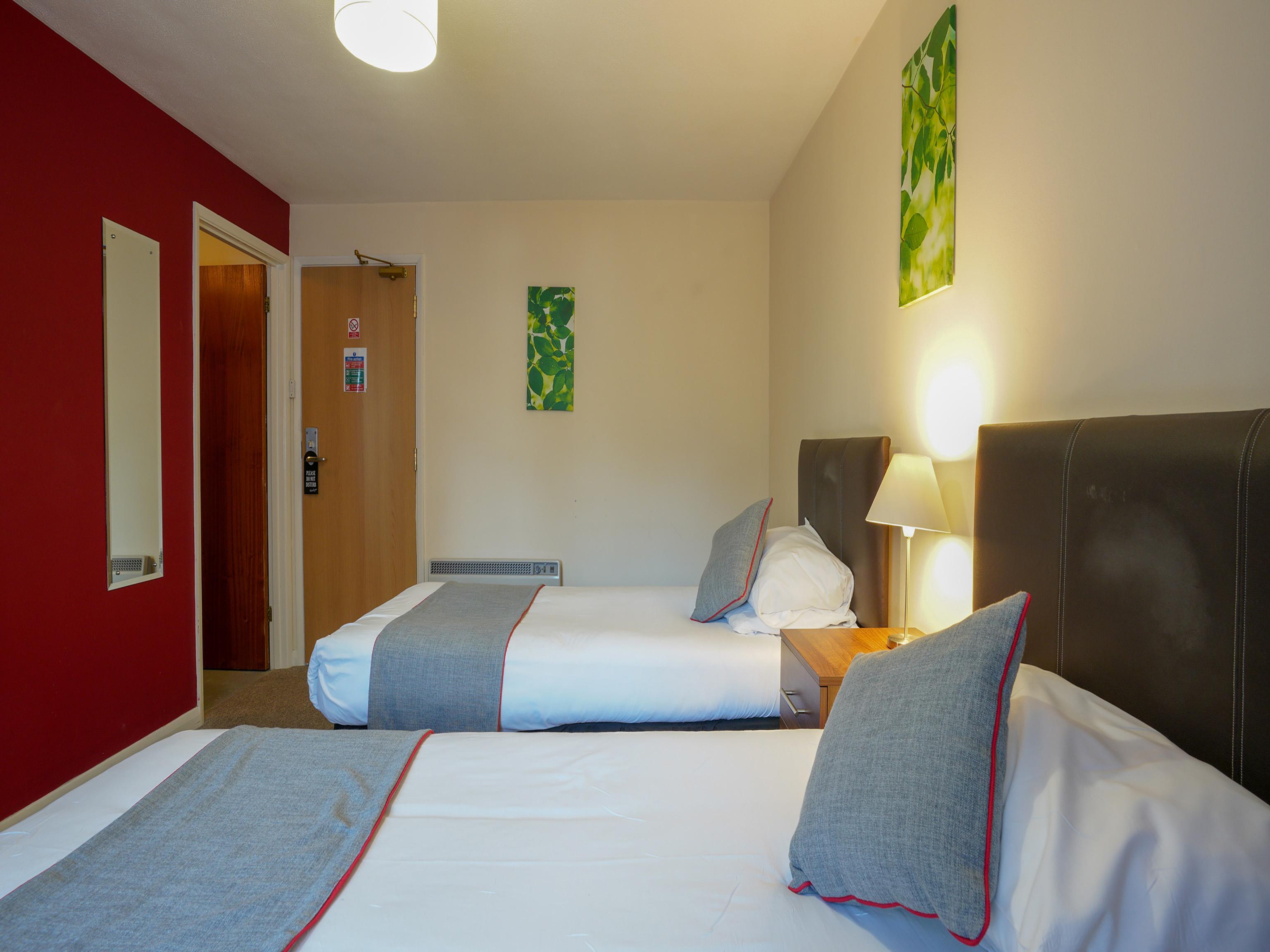 Oyo Shanklin Beach Hotel Esterno foto
